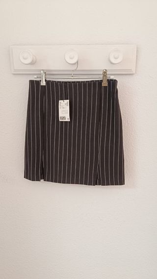 Falda H&M NUEVA