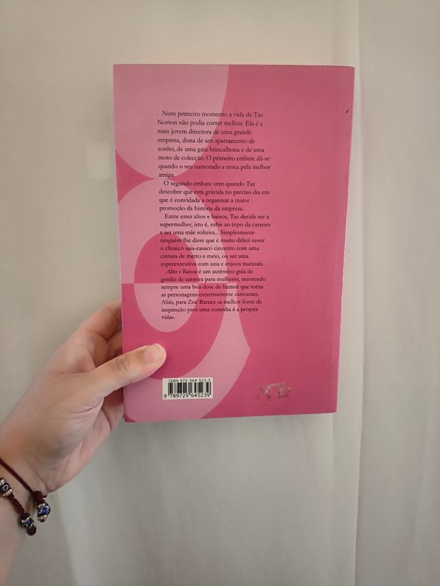 Altos e baixos, Zoe Barnes