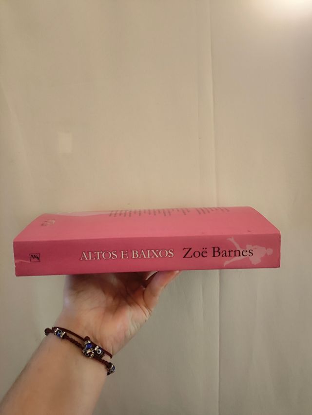 Altos e baixos, Zoe Barnes