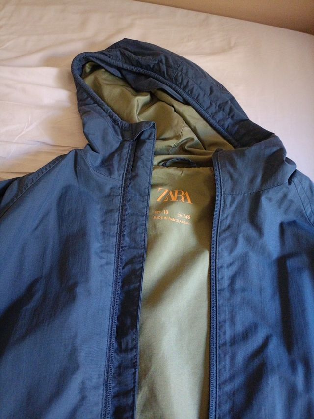 Cortavientos Zara talla 10