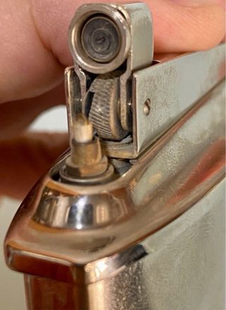 Encendedor mechero KW Capri. Años 50