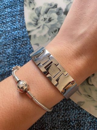 Reloj Guess plateado