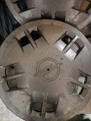 Tapacubos Opel ascona 1.8 del 85