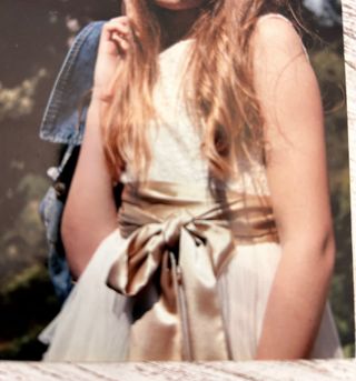 Vestido Comunión niña precioso.