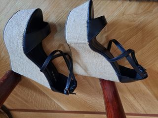 Sandalia plataforma Marina Romano