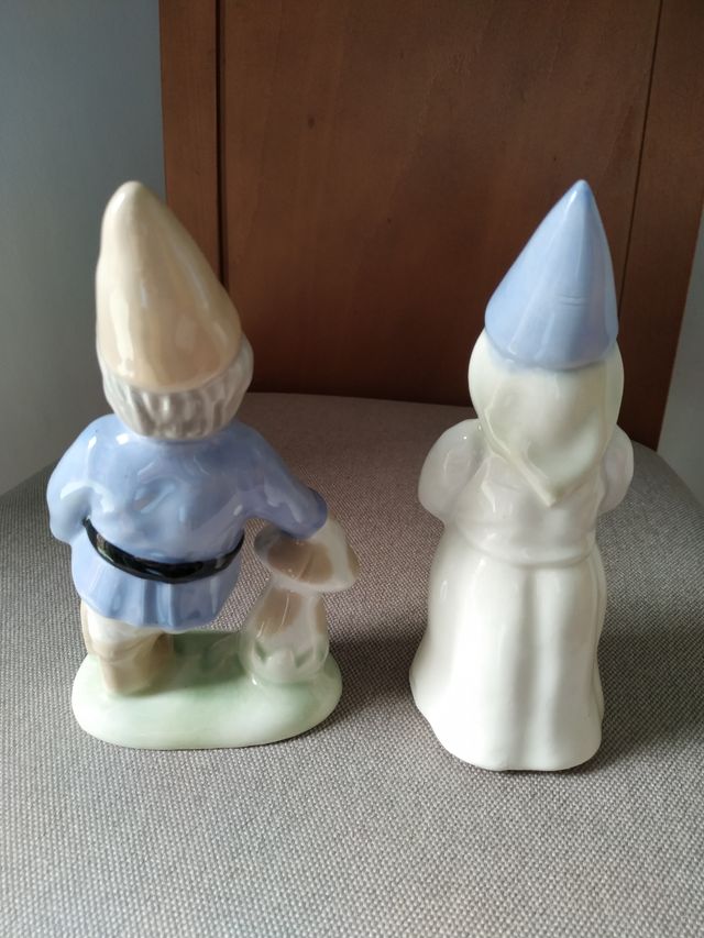 Coppia di gnomi in porcellana