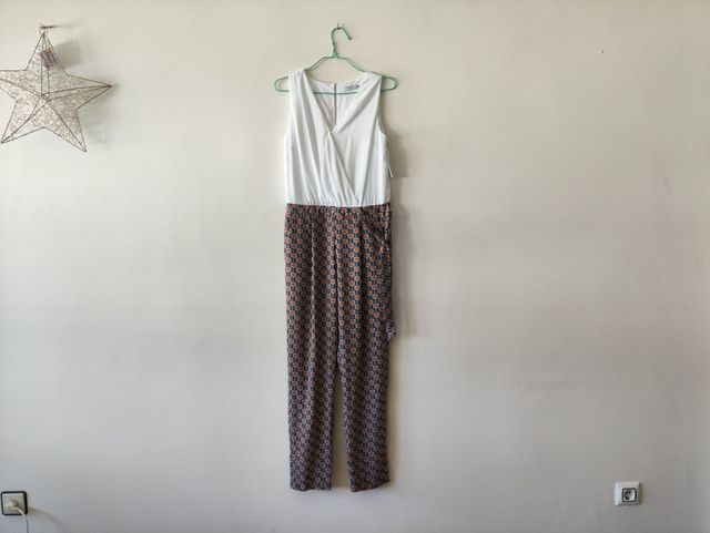 Tuta Mono bianca nuova di zecca