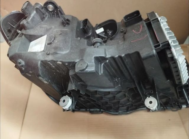 BMW X3 y X4 G01 y G02 faro izquierdo adaptative LED año 2018