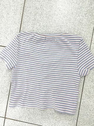 Camiseta corta rayas tonos pasteles Pull & Bear