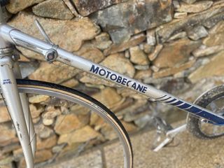 Bicicleta antigua motobecane