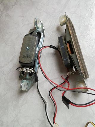 Altavoces planos