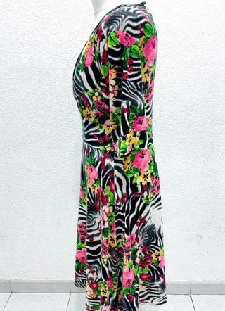 Vestido midi zebra floral