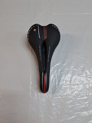 SELLA CICLO MTB LIBERTY CON FORO SKAY NERO COMFORT