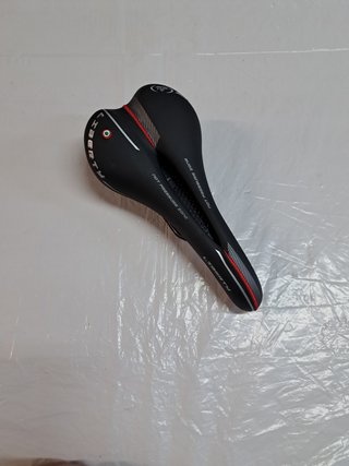 SELLA CICLO MTB LIBERTY CON FORO SKAY NERO COMFORT