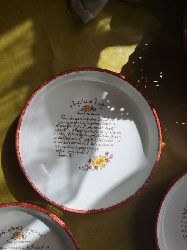 Spaghettiera con piatti abbinati