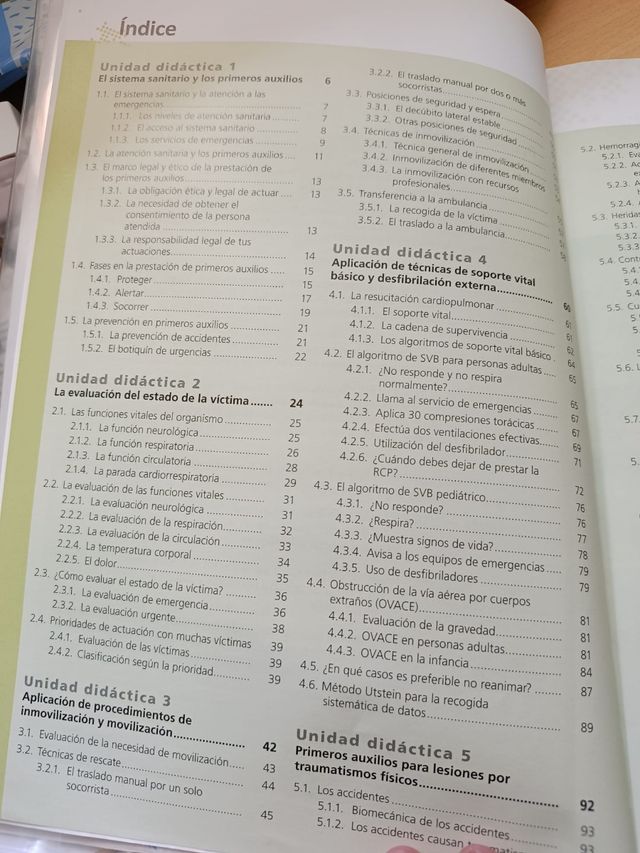 Se venden libro de primeros auxilios