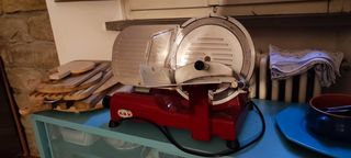 Affettatrice elettrica RGV modello vinta