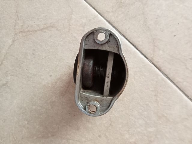 Tope magnético metálico