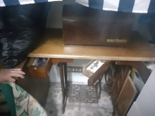 Máquina de coser antigua