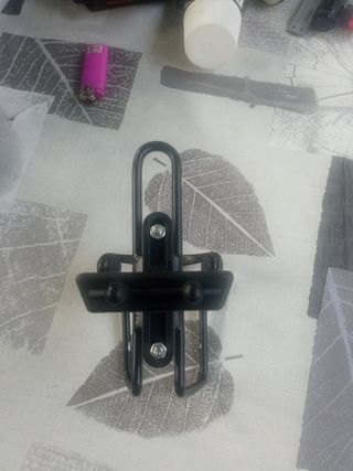 Portabidones de sillín o manilllar