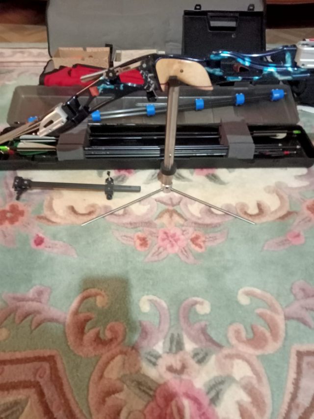 Arco olímpico zurdo