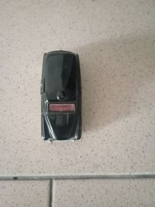 Modellino auto 007 più taxi inglese