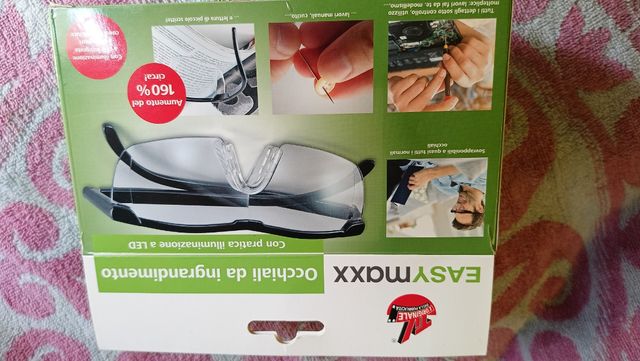 Occhiali da ingrandimento con led