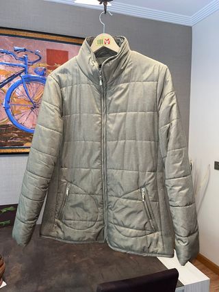 PARKA DE MUJER COLOR VERDE