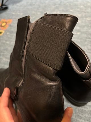 Botines cuña negros de piel n39