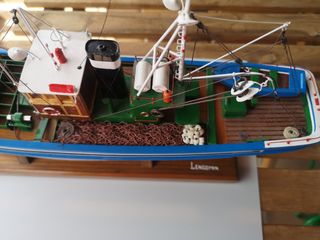 Maqueta de barco atunero artesanal. No envio