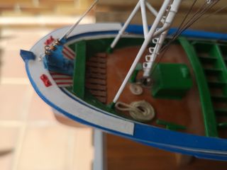 Maqueta de barco atunero artesanal. No envio