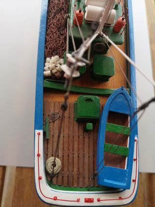 Maqueta de barco atunero artesanal. No envio