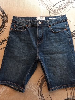 Pantalón vaquero corto chico