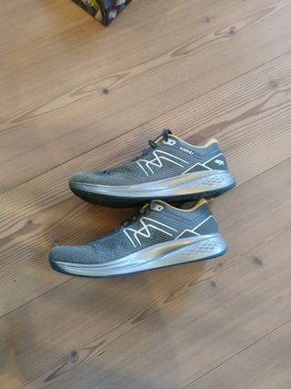 Scarpe da corsa Karhu Synchron 2.0