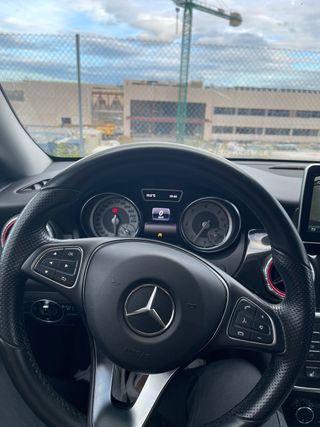 Mercedes-Benz Clase CLA 2015