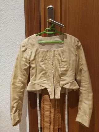 corpiño fallera