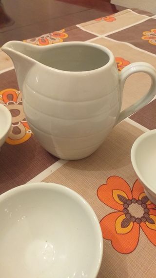 JARRA Y 3 TAZAS DE RIBEIRO 