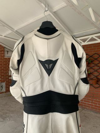 Mono cuero dainese laguna seca