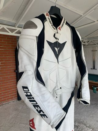Mono cuero dainese laguna seca