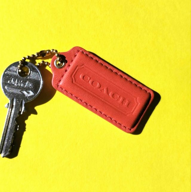 2 COACH originales.. Llaveros plena piel 60x28