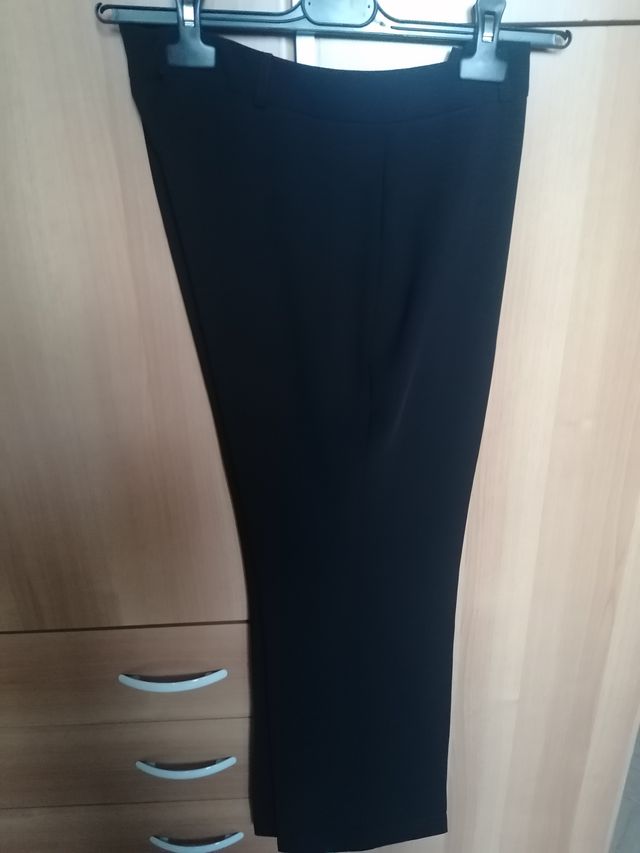 Pantalone da donna nero, ideale per cerimonie