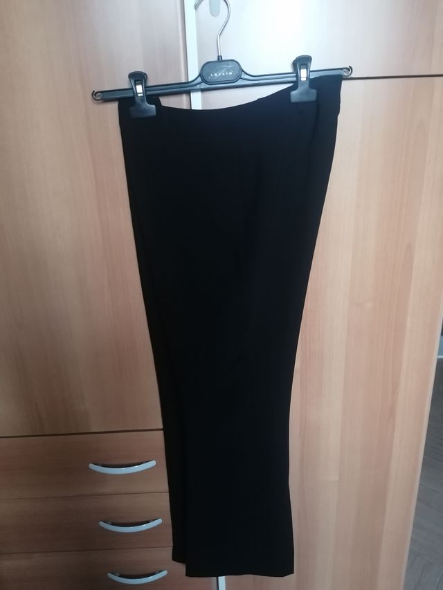 Pantalone da donna nero, ideale per cerimonie
