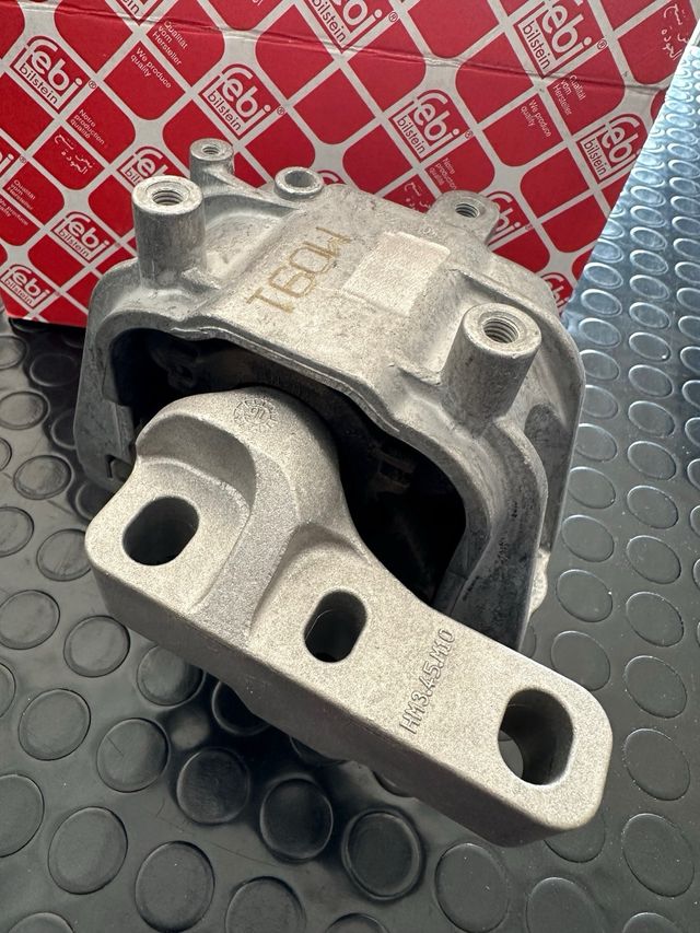 SUPPORTO MOTORE DESTRO SEAT