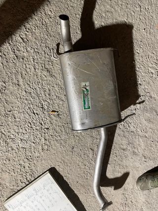 Silencioso final Nissan Primera gasolina