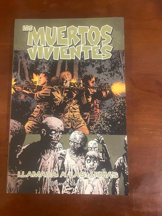 Los muertos vivientes 1-27 (El numero 26 dañado)