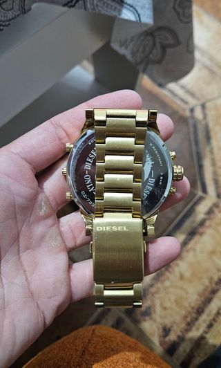 Reloj diesel mr daddy 2.0 dorado