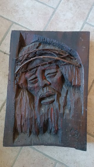 Scultura su legno polimaterica