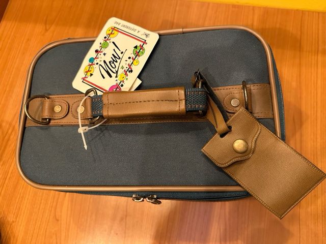 Beauty Case con tracolla nuovo