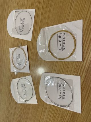 Pack cuerdas NUEVAS acústica Peavey