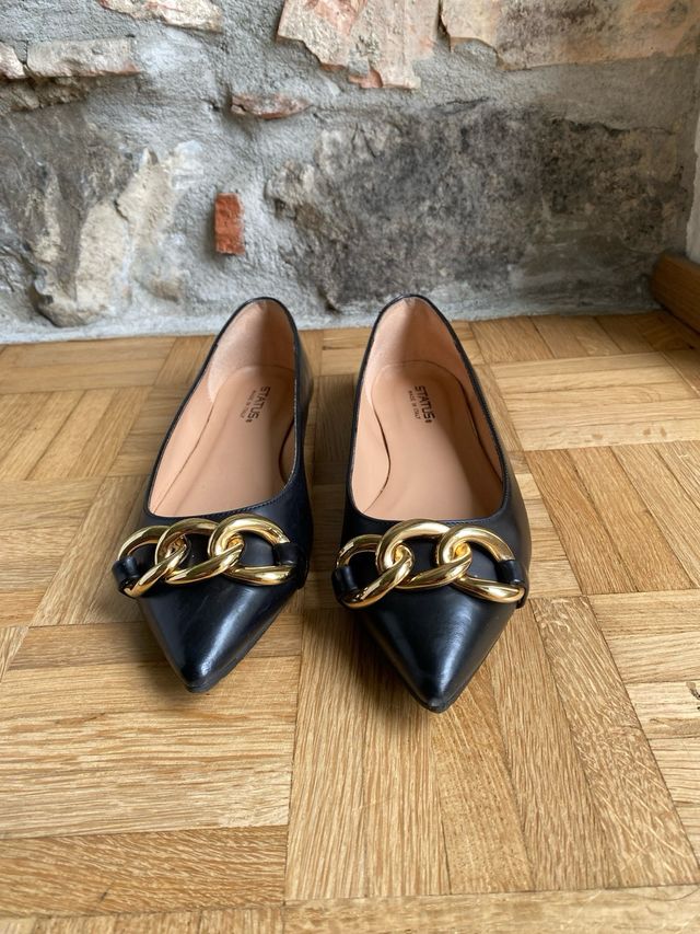 Ballerine nere Status